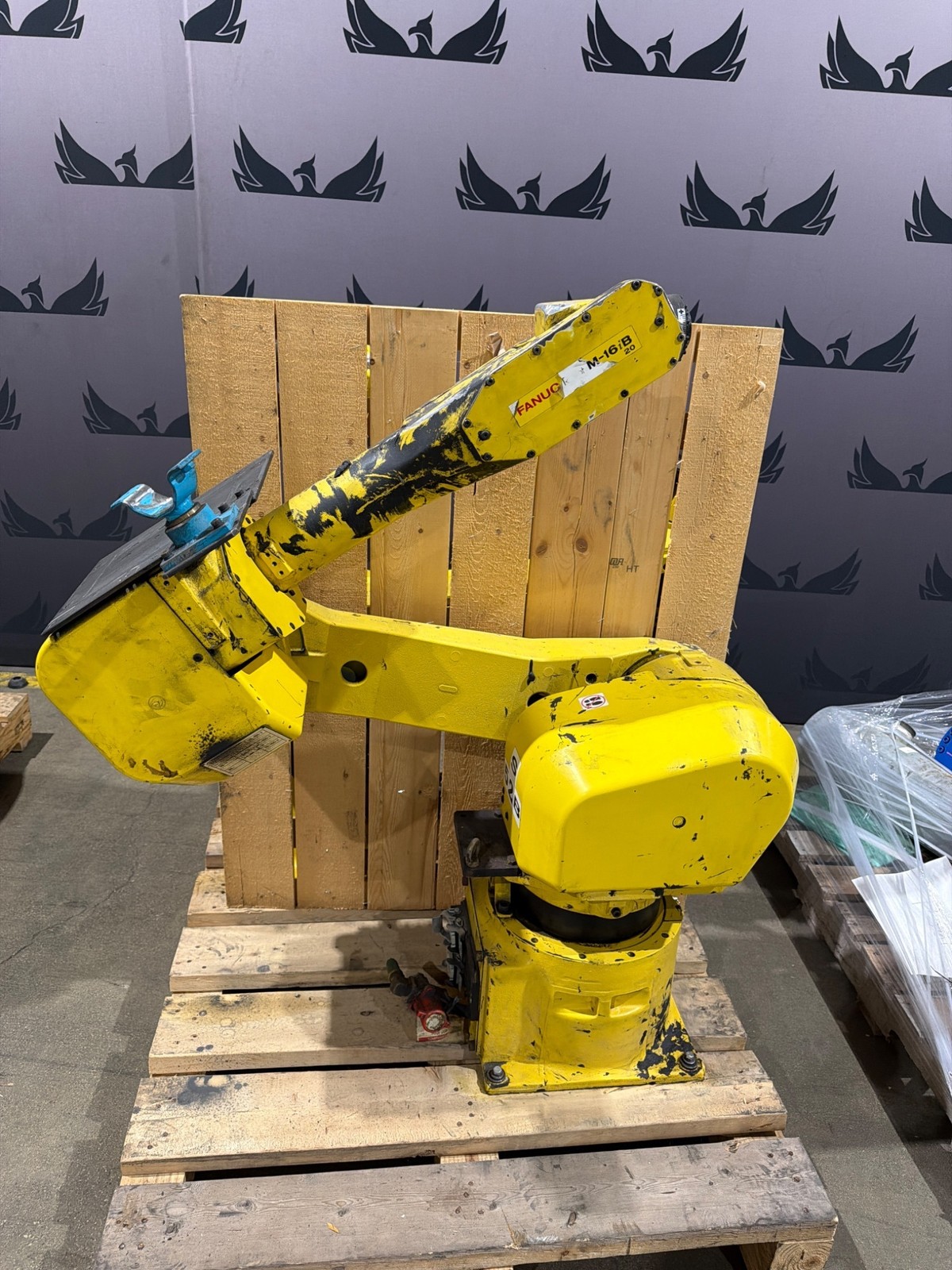 FANUC M-16IB/20 INDUSTRIAL ROBOT ARM A05B-1216-B202 2005 ARM ONLY USED