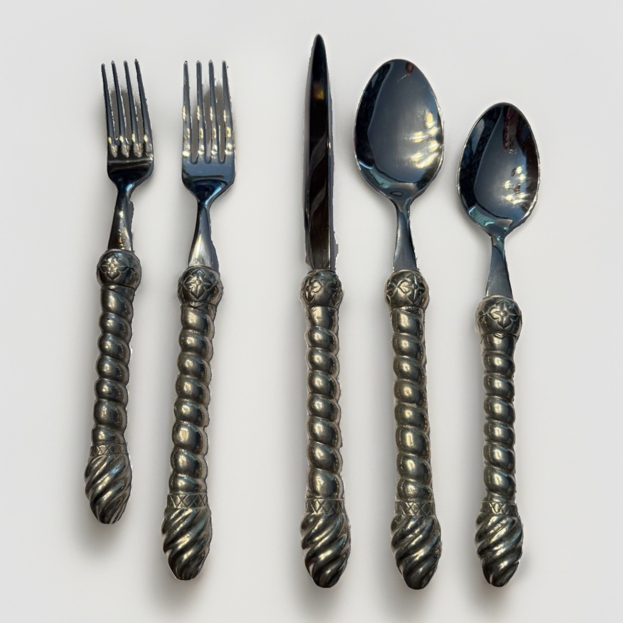 Tracy Porter  pewter handle PRECARIOUS TWIST Thailand 40 pc 8 place settings