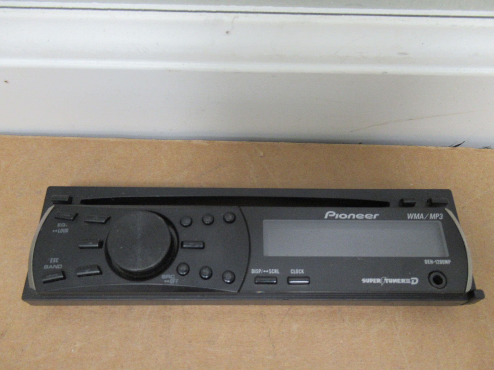 Pioneer DEH-1200MP Radio Faceplate Stereo Audio AM FM WMA MP3 Super Tuner III