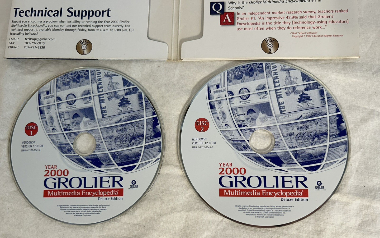2000 Grolier Multimedia Encyclopedia & manual PC Windows 98/95/NT