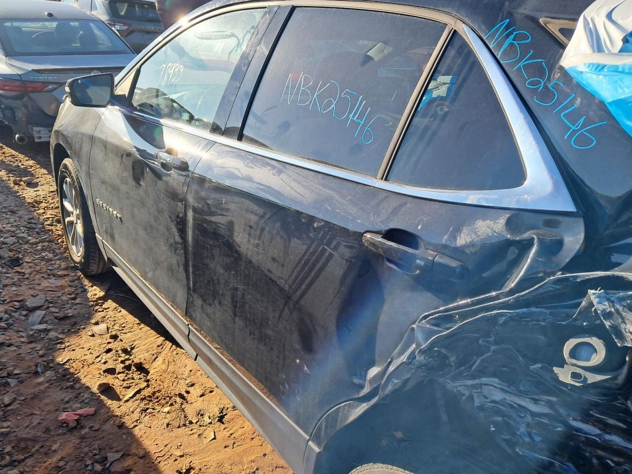 EQUINOX 2018 Glove Box 4894799