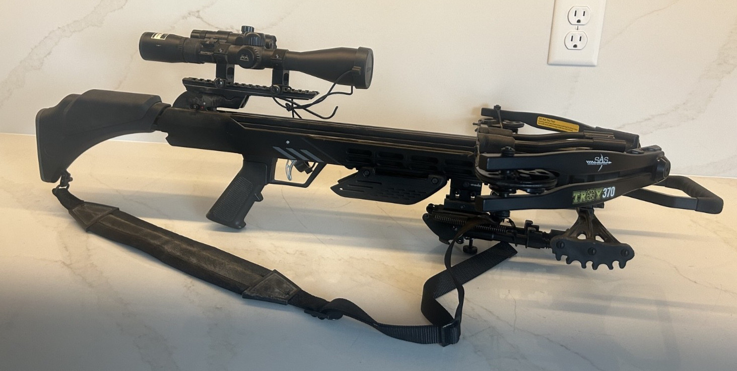 SAS Troy 370 Crossbow 4x32 Scope 185-pound compound crossbow 370 FPS