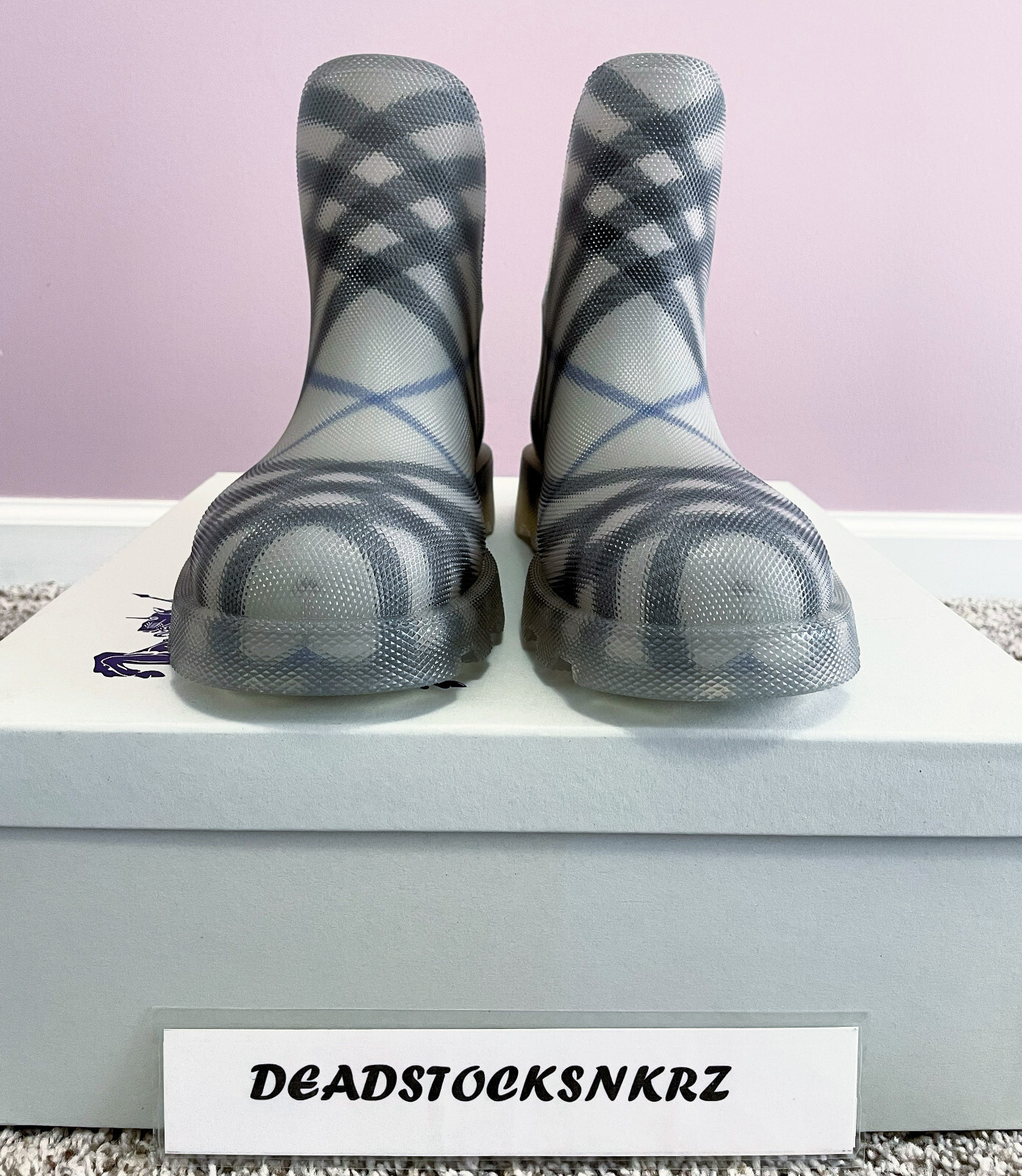 Burberry Marsh Low Boot Lichen IP CHK 8088124 Sizes