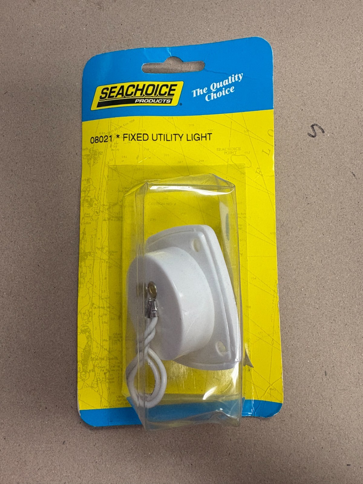 New Sea Choice 50-08021 White fixed Utility Light    11.36 S&H