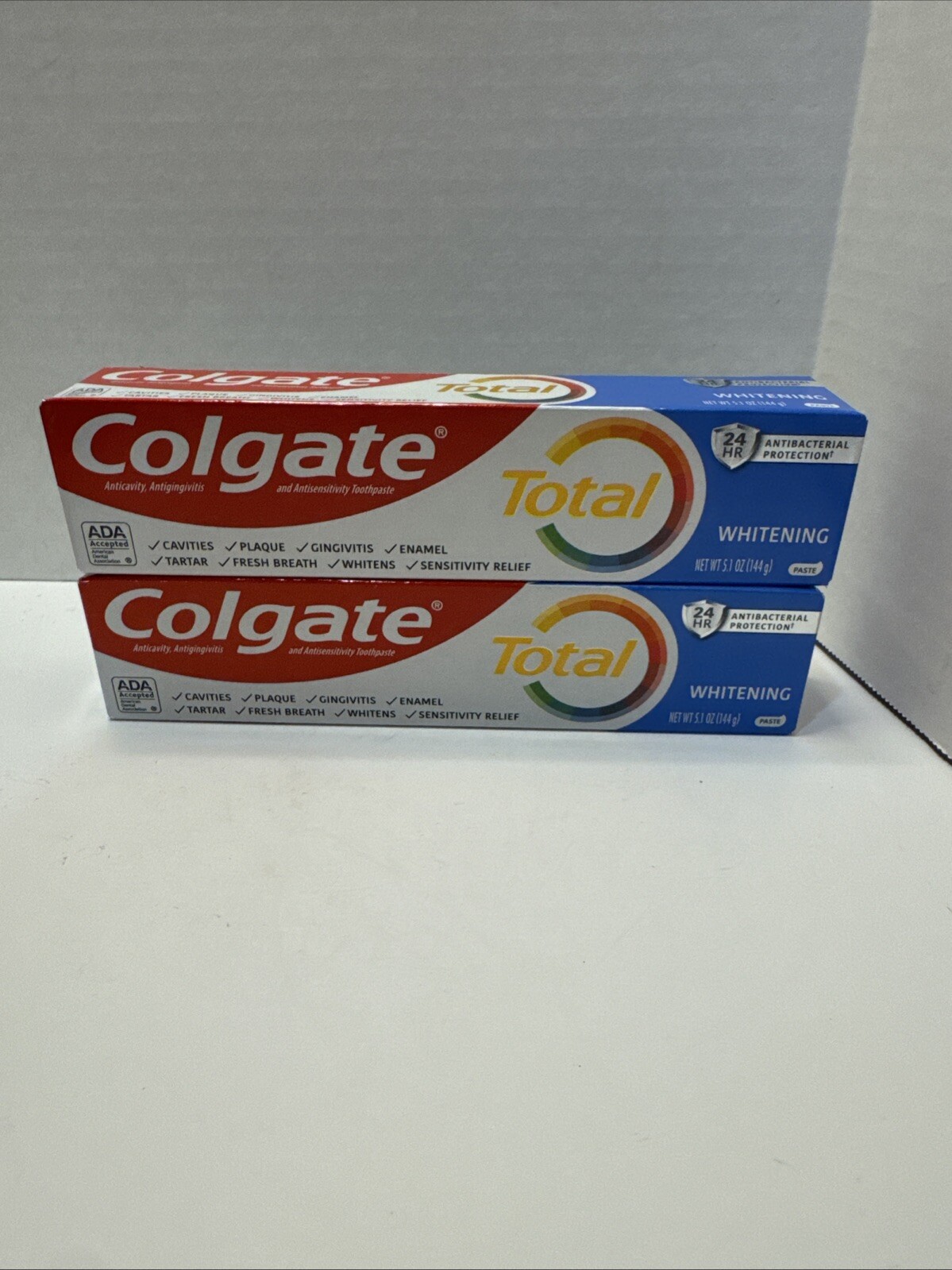 Colgate Total Whitening Toothpaste Gel, 5.1 Oz Ea Antibacterial 09/2026 Lot Of 2
