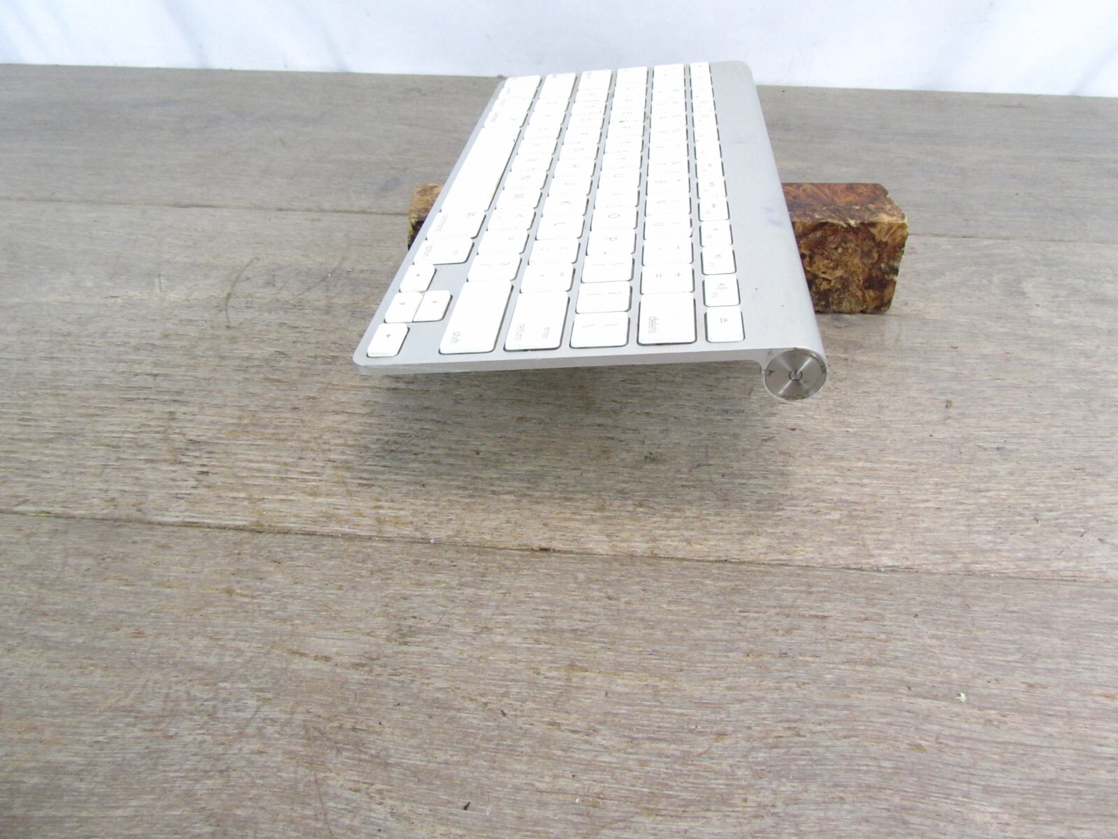 GENUINE Apple Wireless Bluetooth Keyboard A1314 TESTED