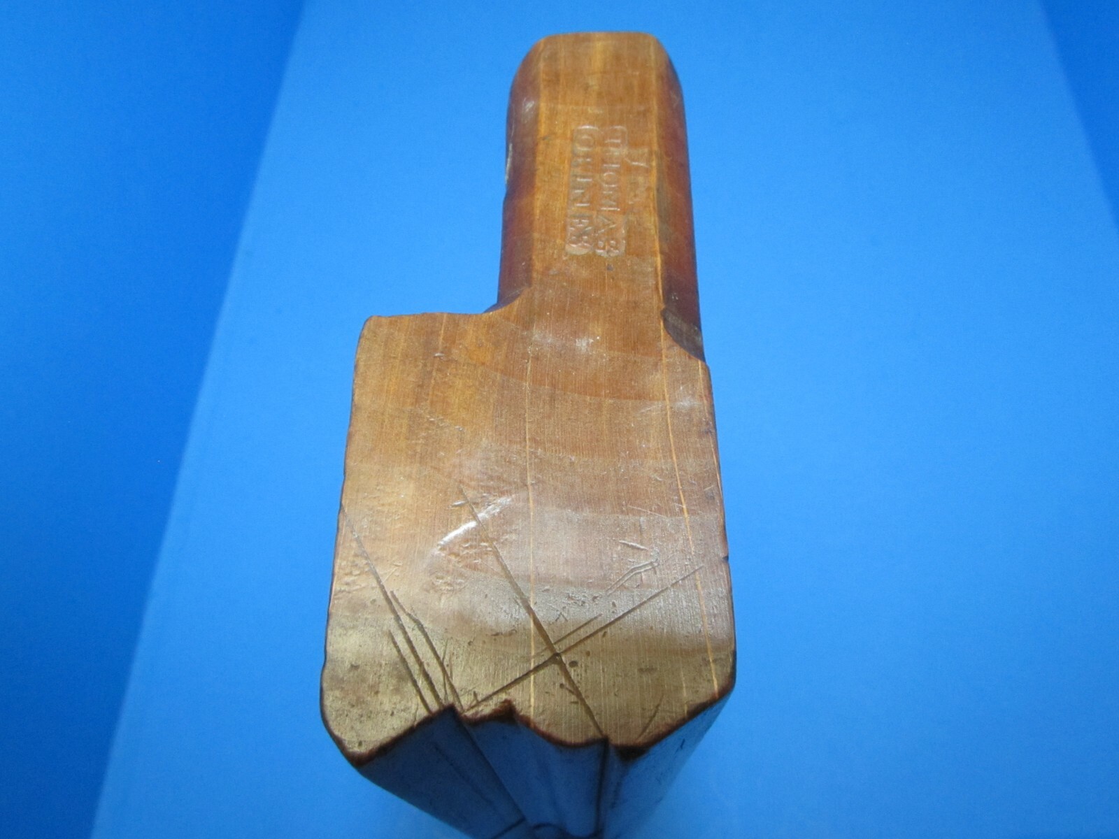 showy Thomas Okines London 1740-1771 wood molding plane cabinet pitch 9-7/8 long