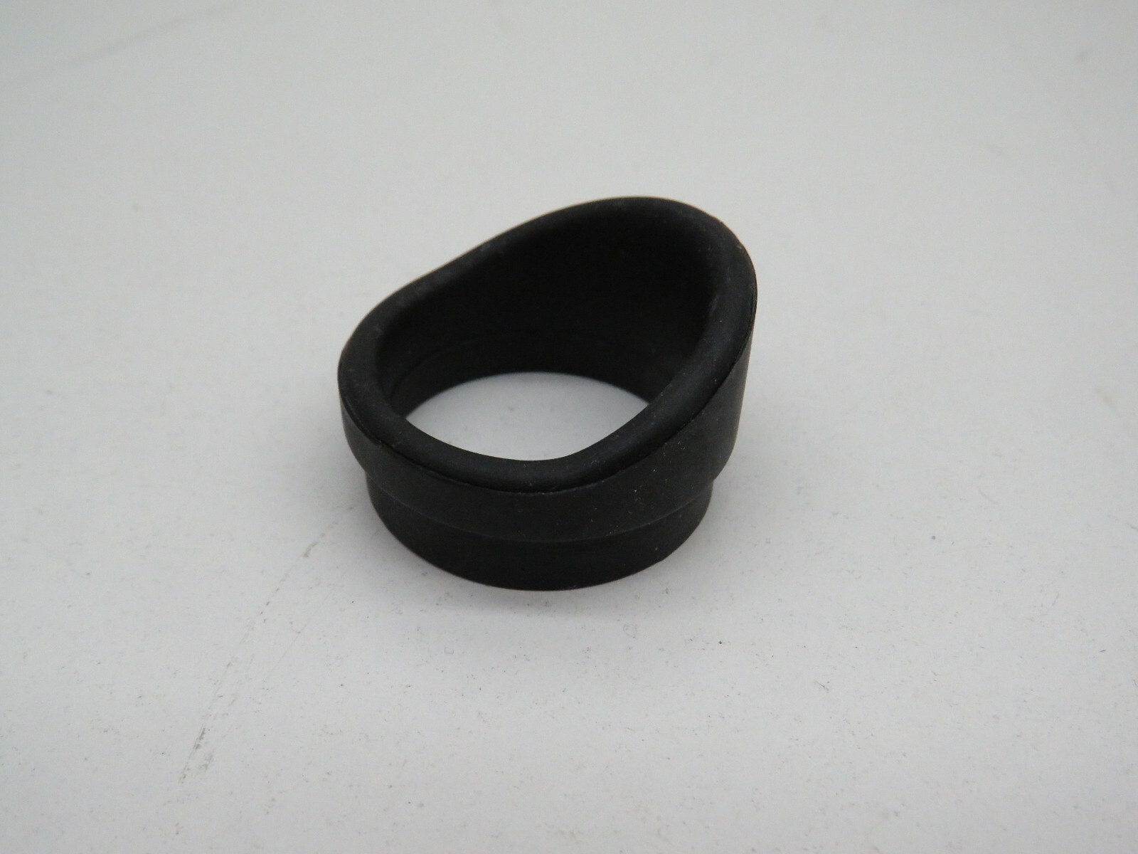 Fisher Scientific MP-ECMS Rubber Microscope Eyepiece Eyeguard 32mm Diameter