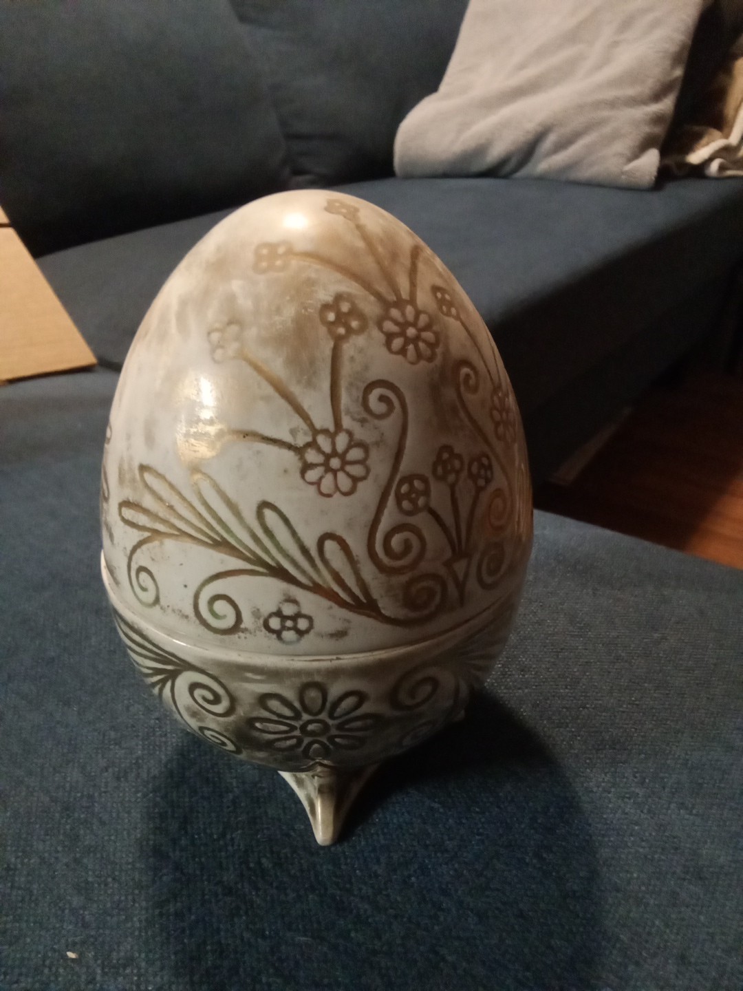 Vintage Ceramic Egg Shaped Trinket Box Hand Painted.