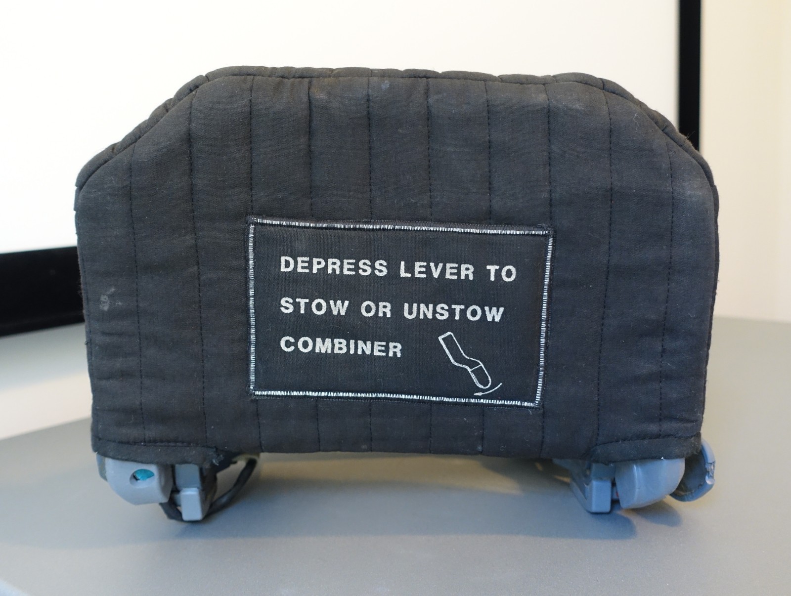 Collins Flight Dynamics HUD Combiner Unit – For Boeing 727