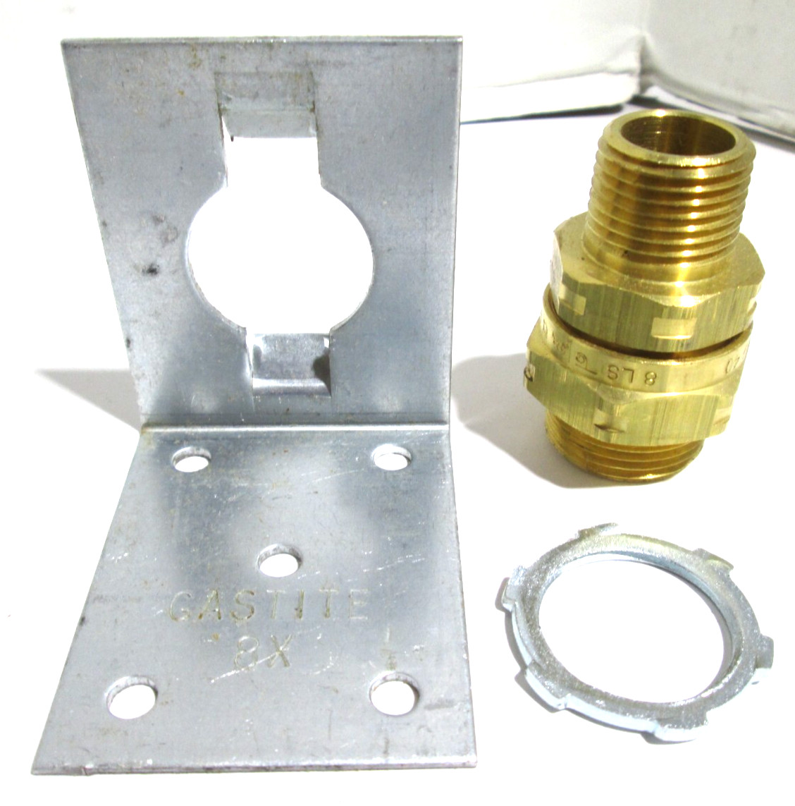 GASTITE FLASH-SHIELD XR3 CSST  1/2" TERM BKT-1/2" NPT FITTING XR3TRMBKT-8 NEW