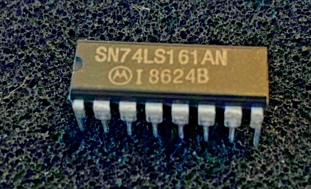 Motorola SN74LS161AN synchronous 4-bit counters Integrated Circuit