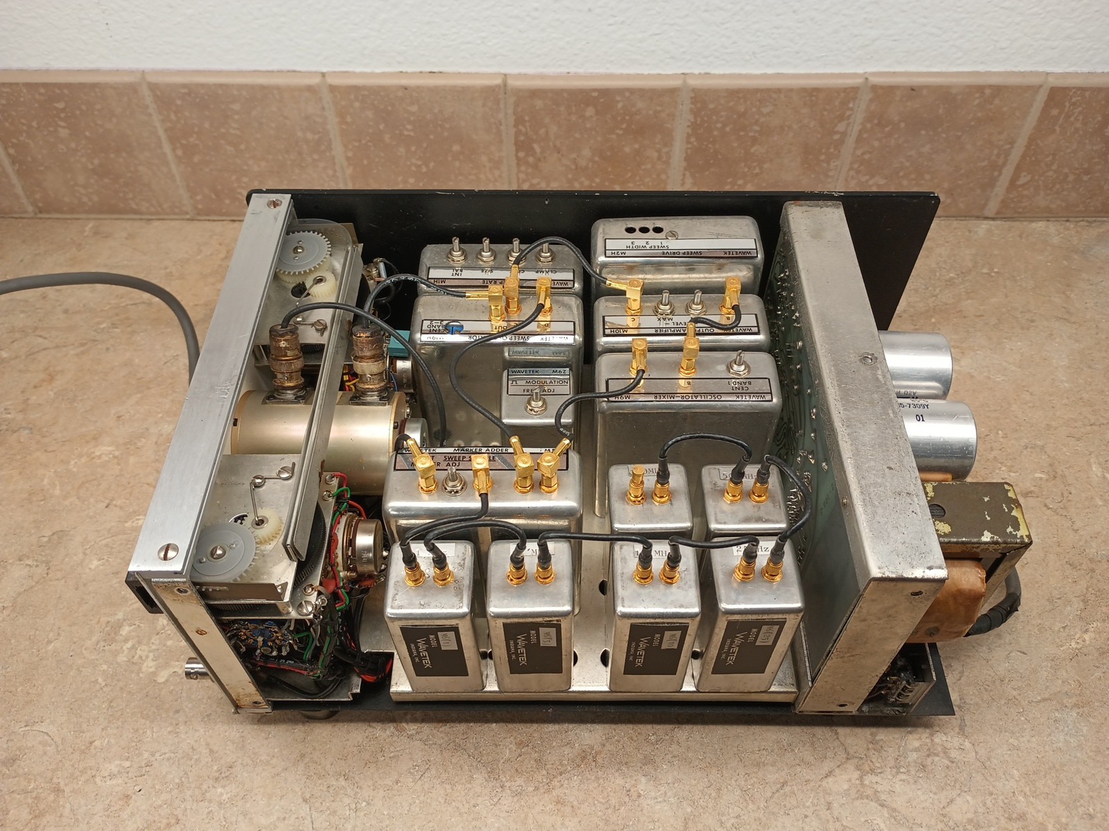 Wavetek Model 2001 Sweep Signal Generator, Powers On - Untested