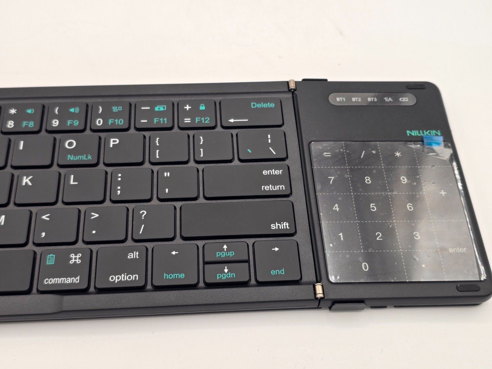 Nillkin Foldable Travel Keyboard Touchpad & Number Pad Bluetooth Wireless