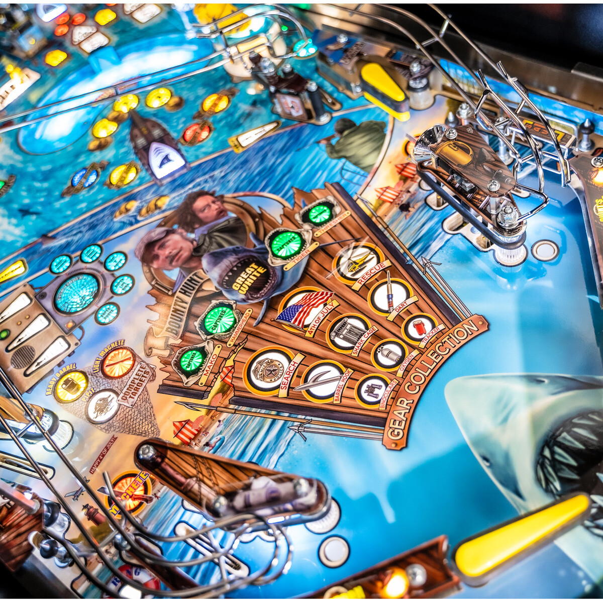Stern Jaws Premium Pinball Machine