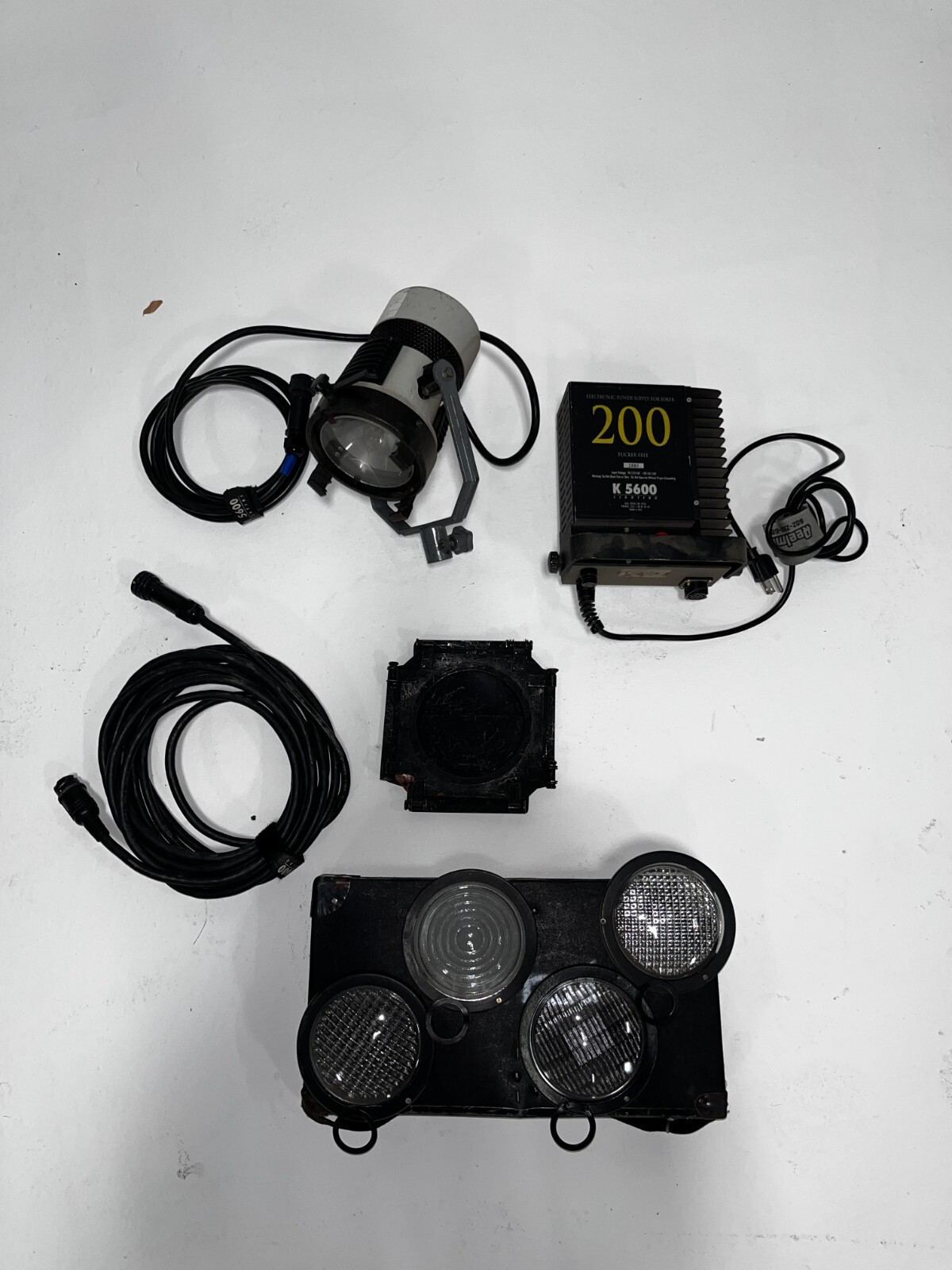 Joker Bug 200 Par HMI Light