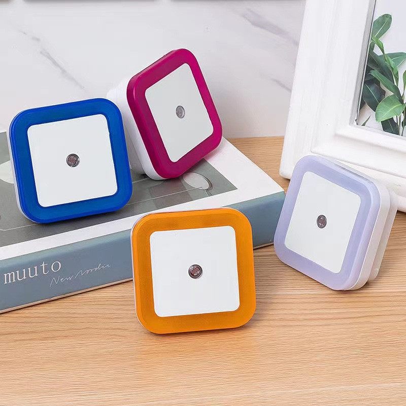 1Pcs Plug-in LED Night Lights Lamp Dusk to Dawn Sensor Hallway Kitchen Bathroom