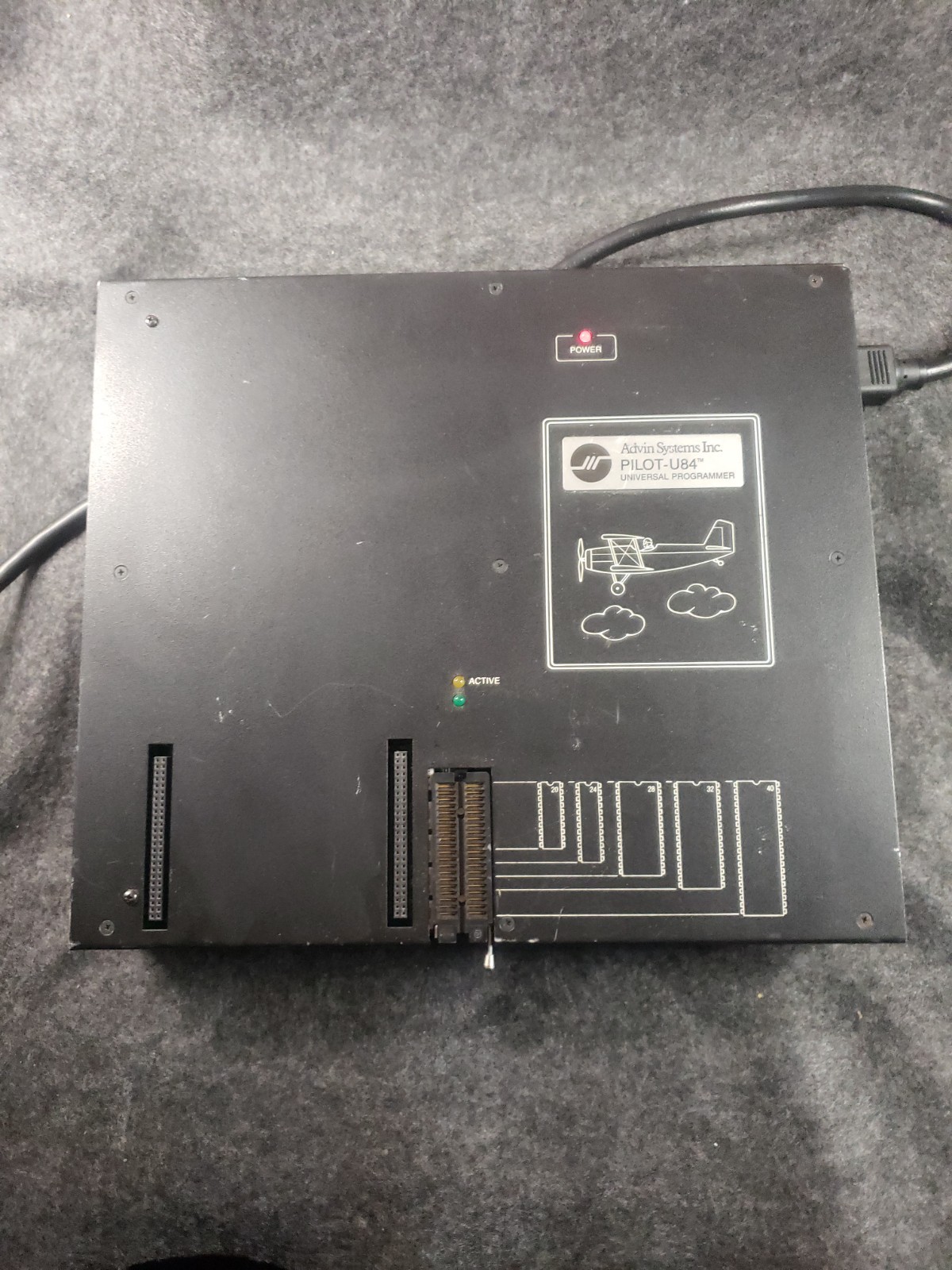 Advin Systems Inc. Pilot-U84 Universal Programmer.... ....(GSLF2-2)