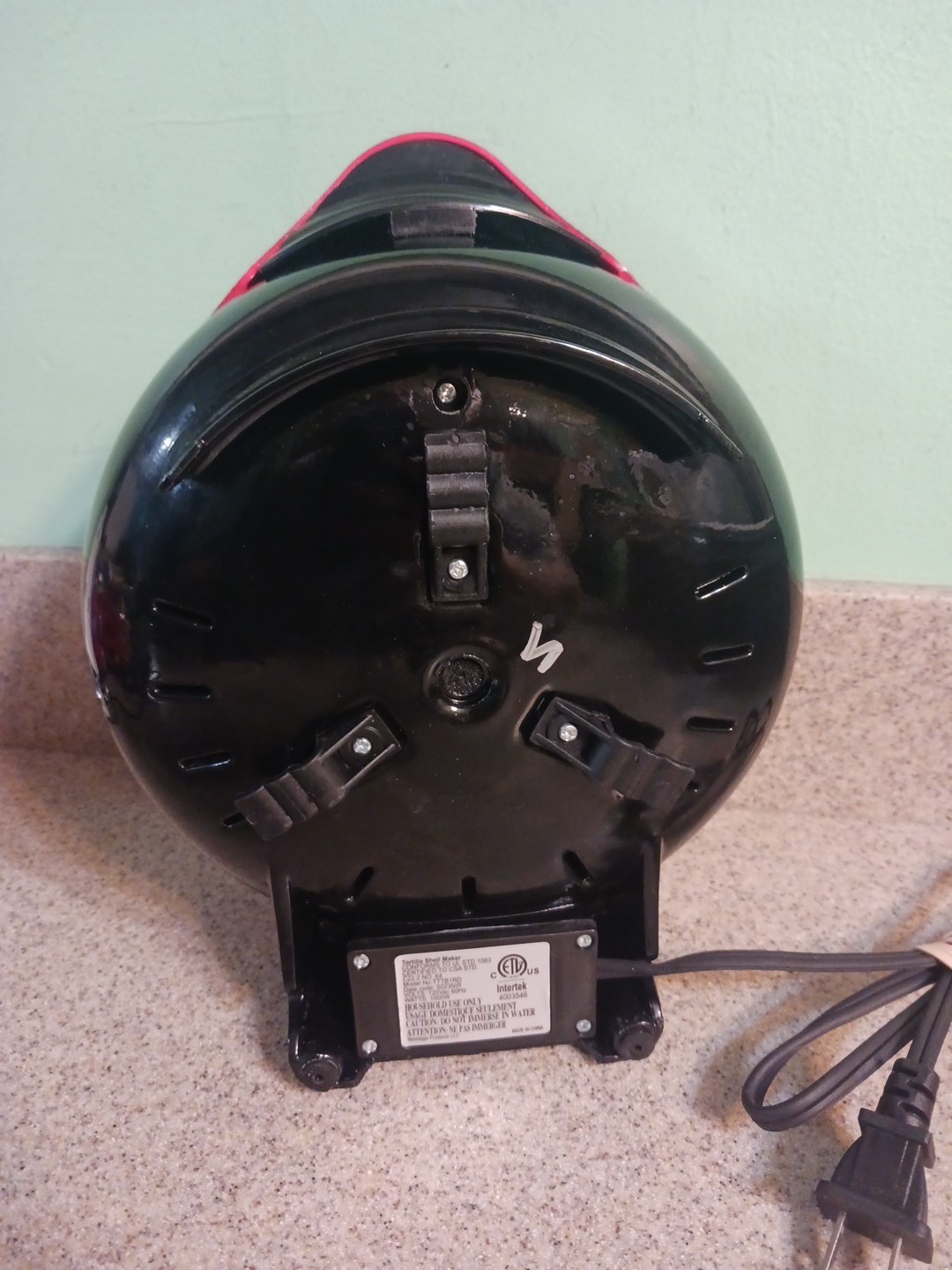 Taco Tuesday Tortilla Shell Maker Electric Indicator Lights TTTB1RD WORKS WELL