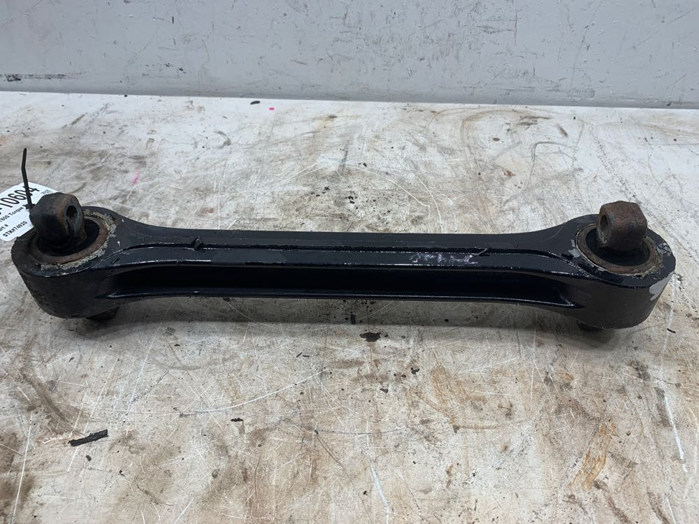 2005 Torque Rod for Kenworth T800 (339-10352)