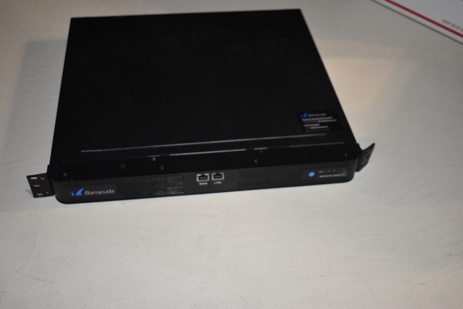 Barracuda 3-port Gigabit Rackmount PFsense Firewall Intel G3900 AES-NI 8GB DDR4