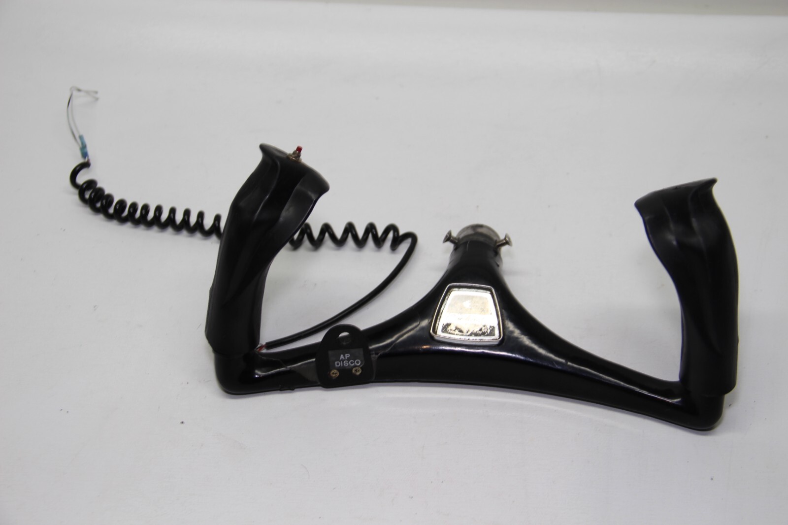 Cessna 177 Cardinal L/H Pilot Control Wheel & Mic Switch, P/N: 1767078-201