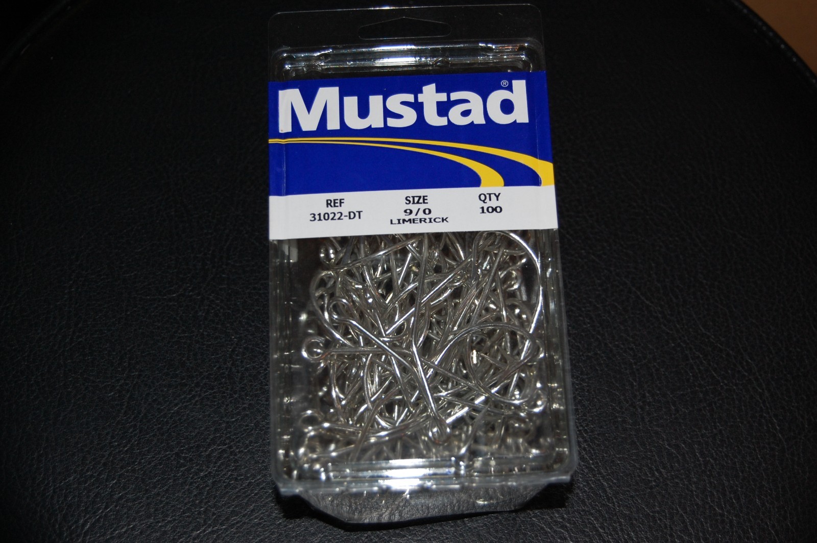 100 Mustad 31022D Kirbed Open Ring Limerick Hook 9/0 Fluke Flounder Eel Teaser