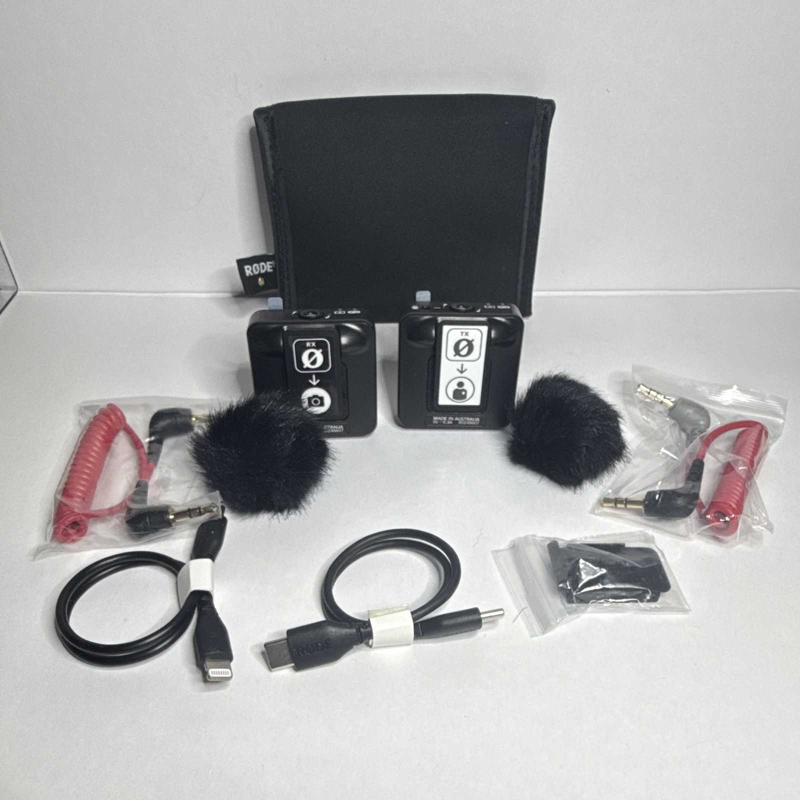 RØDE Wireless ME Wireless Microphone System Kit w/ TX/RX, USB-C, 3.5mm