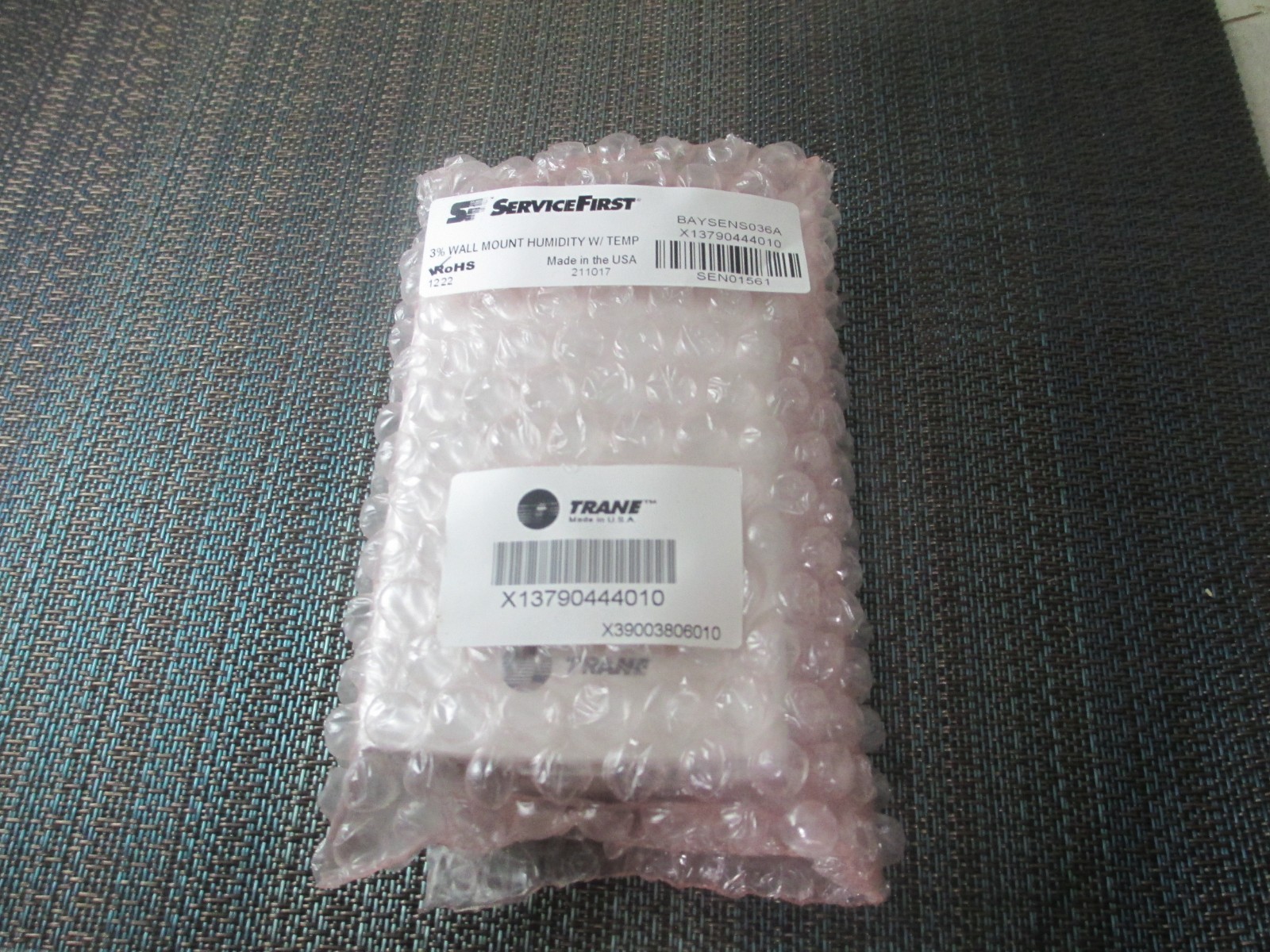 Trane SEN01561 Temp Humidity Wall Sensor NEW! X13790444010