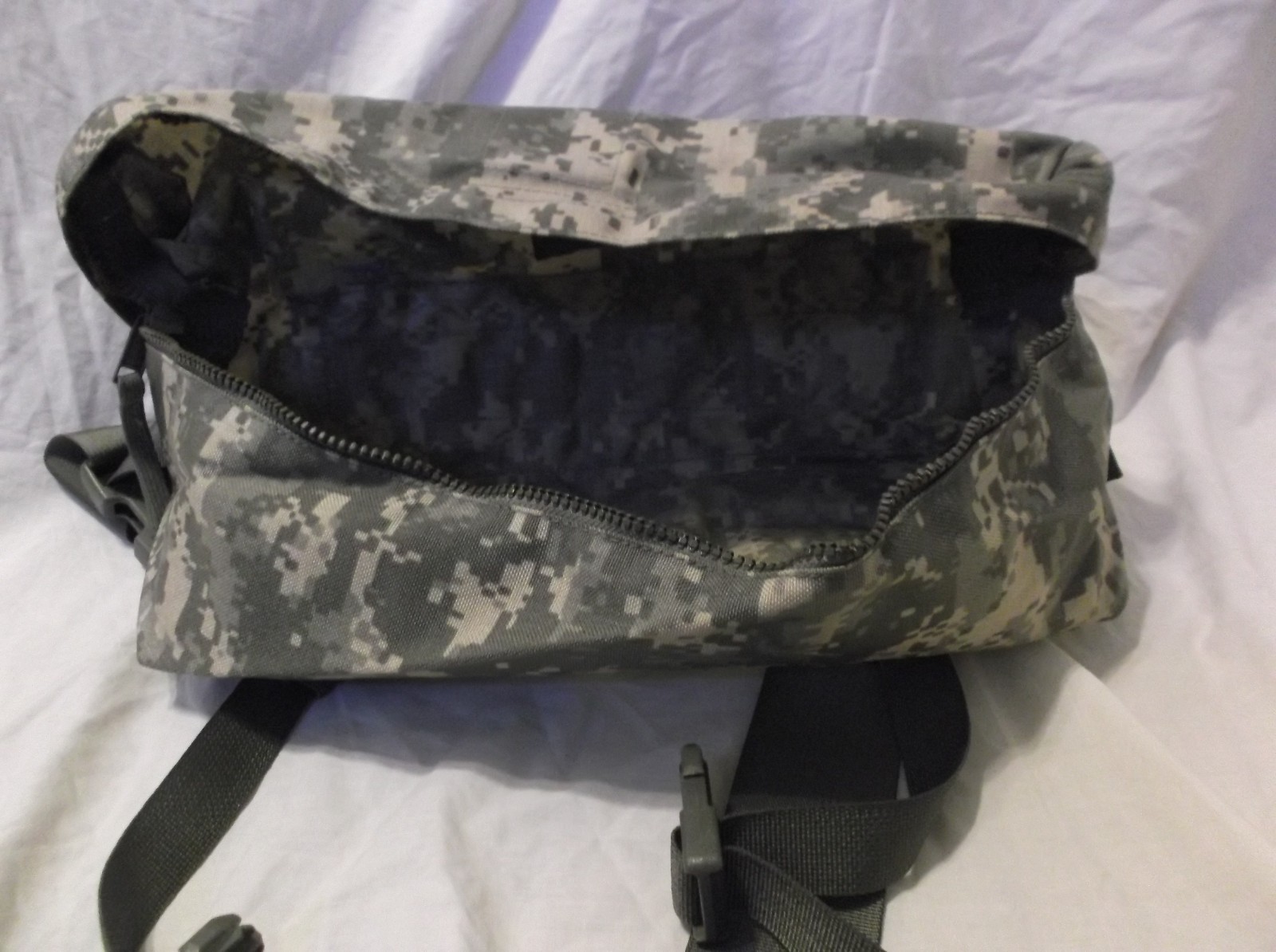USGI CIF ISSUED ACU MOLLE II Waist Pack Bag Airborne Military 8465-01-524-7263