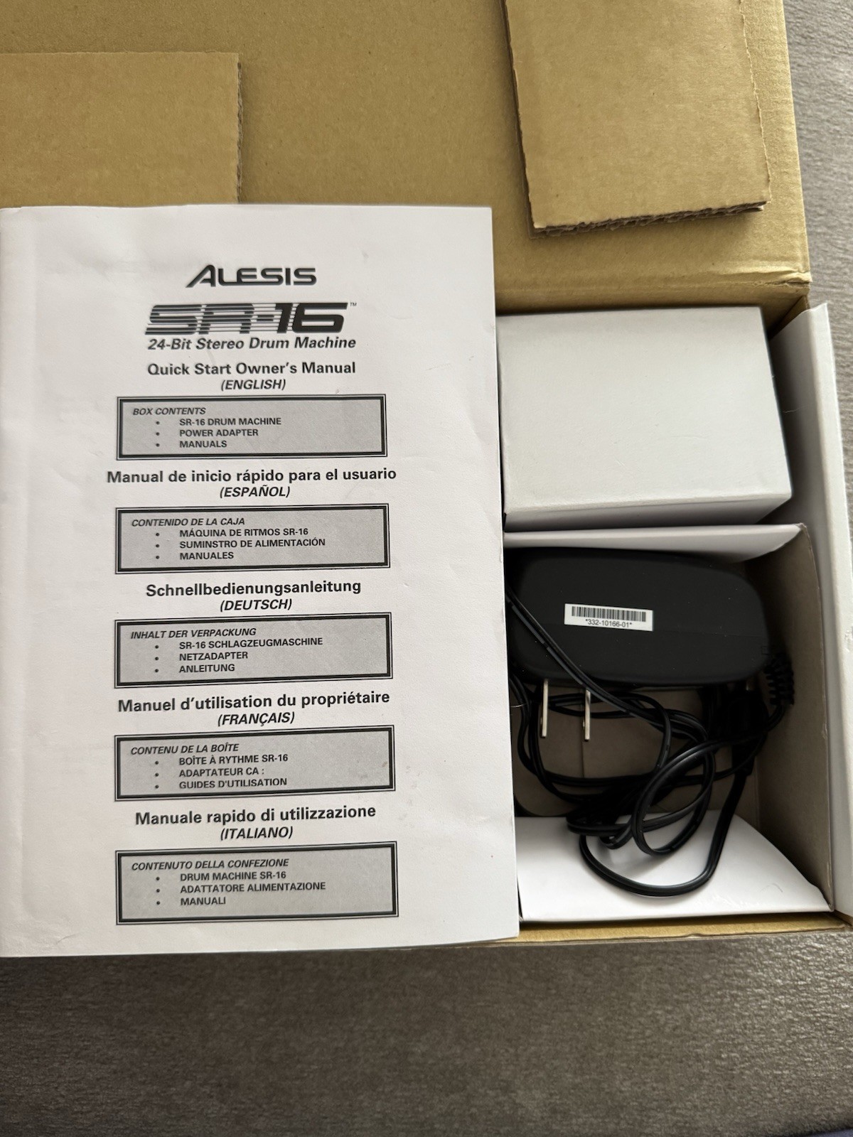 Alesis SR-16 Drum Machine Programmable MIDI w/ Power Adapter & Manual