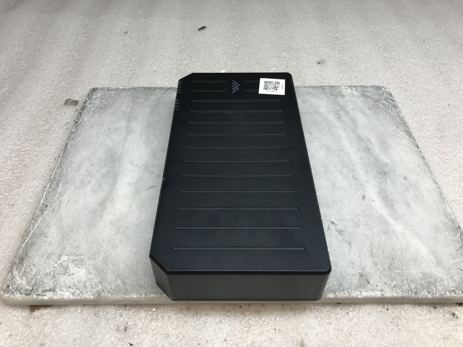 Cradlepoint E300-C18B Series Enterprise Router E300 No Antennas