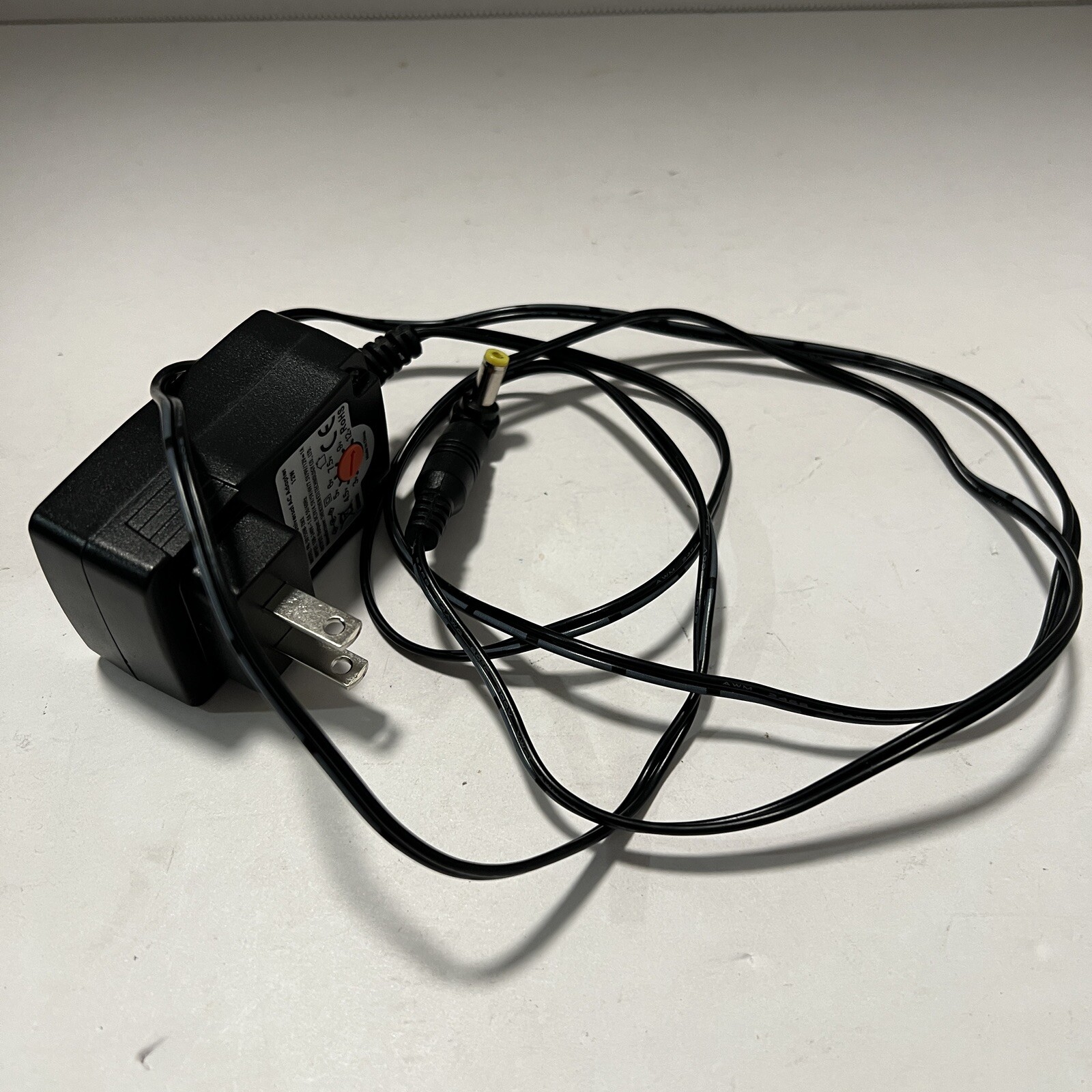 Audio2000’s Wireless Microphone and Lavalier Microphone Preowned Working