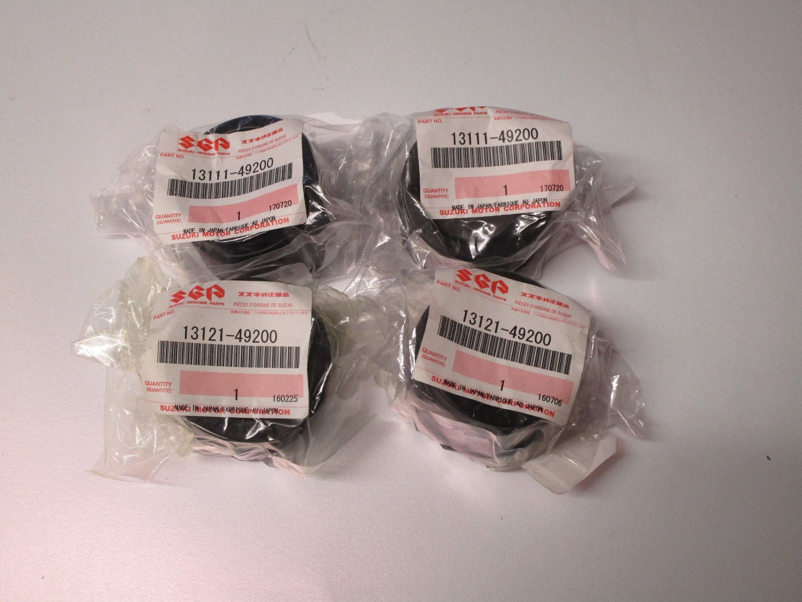 Suzuki GSX1100 EX ET inlet rubbers, set 4, genuine suzuki parts.