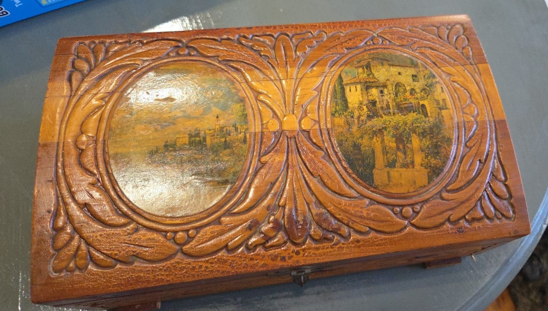 Vintage Cedar Dove Tailed Wooden Jewelry Box Brass w/ Mirror Italian Scenery