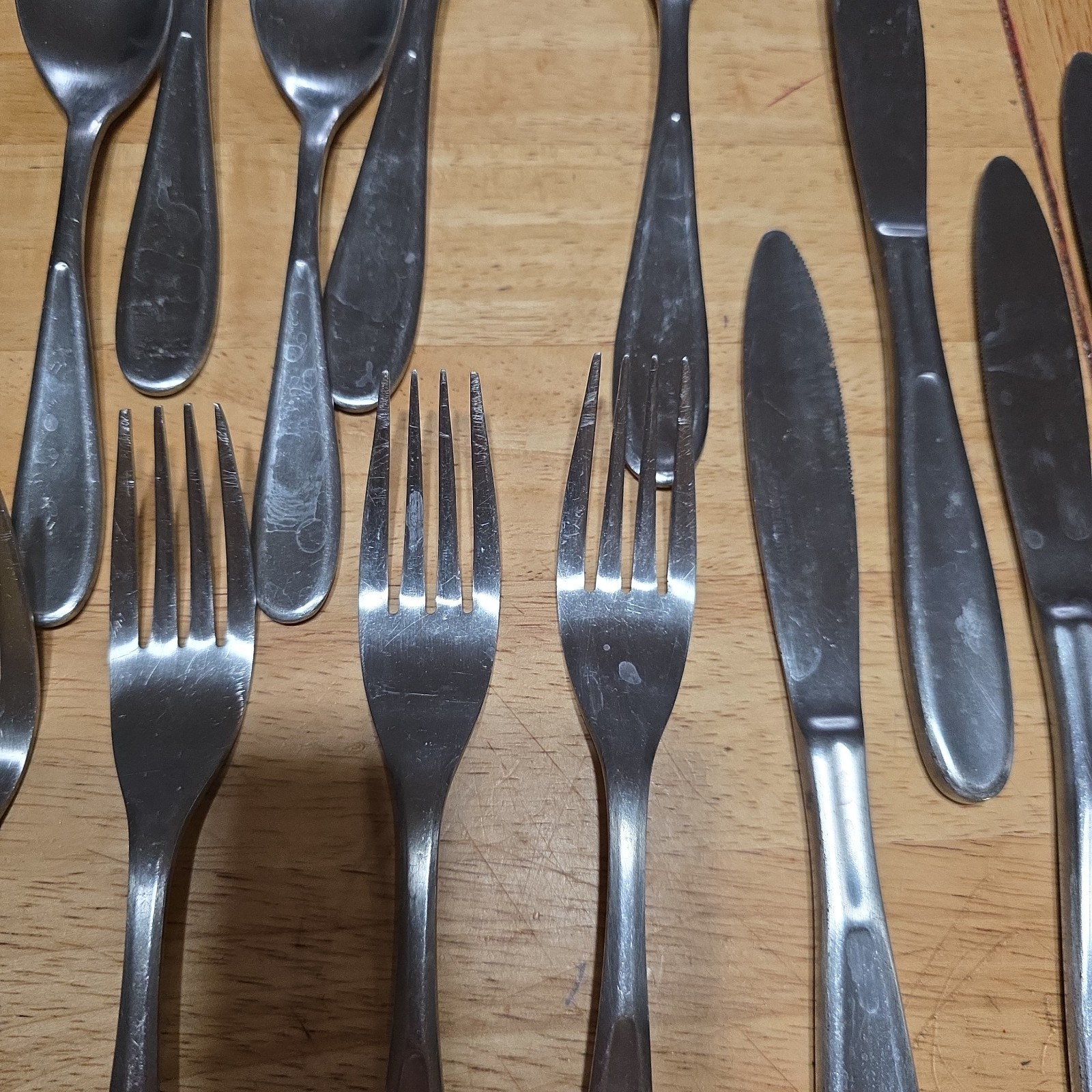 20 Piece Set - Hampton Silversmiths 235 MESSINA Stainless Flatware Misc Pieces