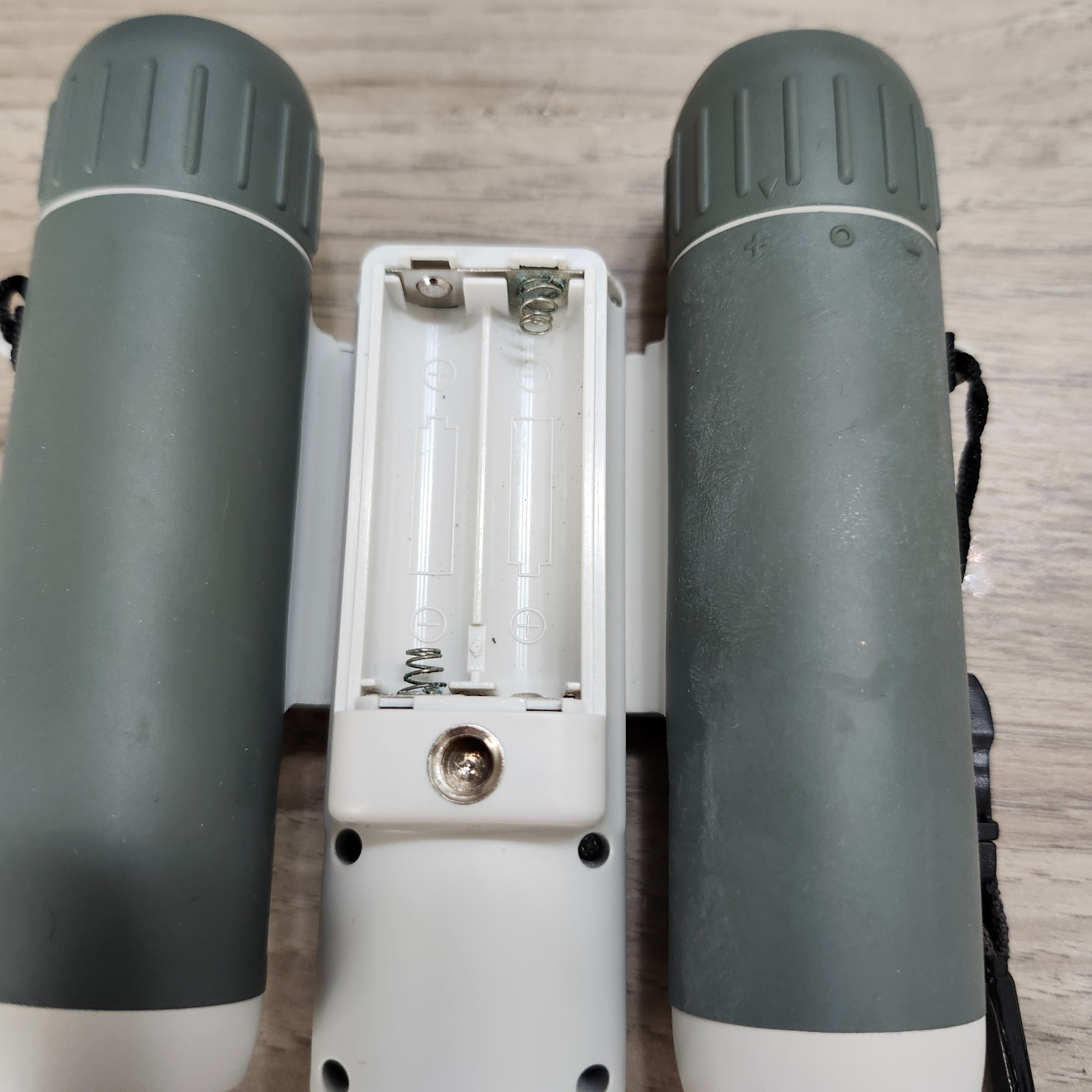 Bushnell ImageView 10x25 Binocular & Digital Camera11-1026 W/Box