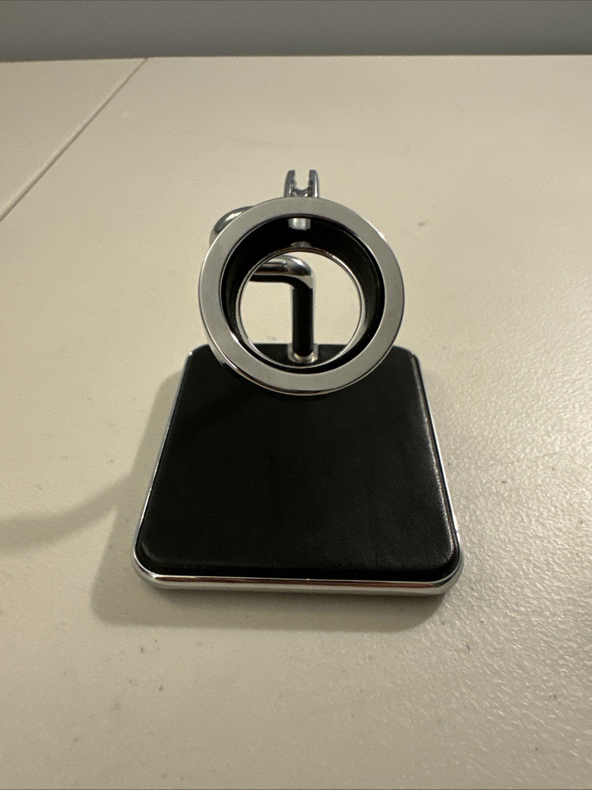 Twelve South Forte for Apple Watch Stand