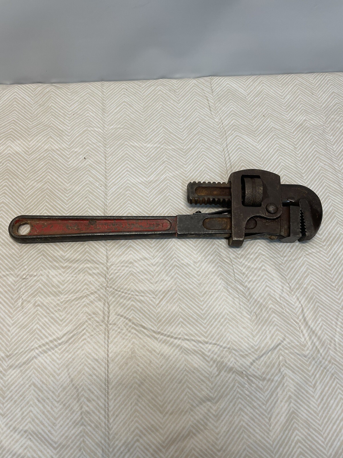 vintage Western Auto 14 in pipe wrench med HR 2440