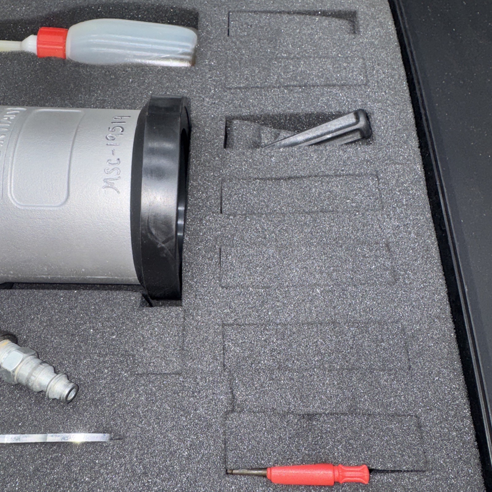 Atlas RIV938 rivet nut hydro pneumatic insert tool Great Condition!