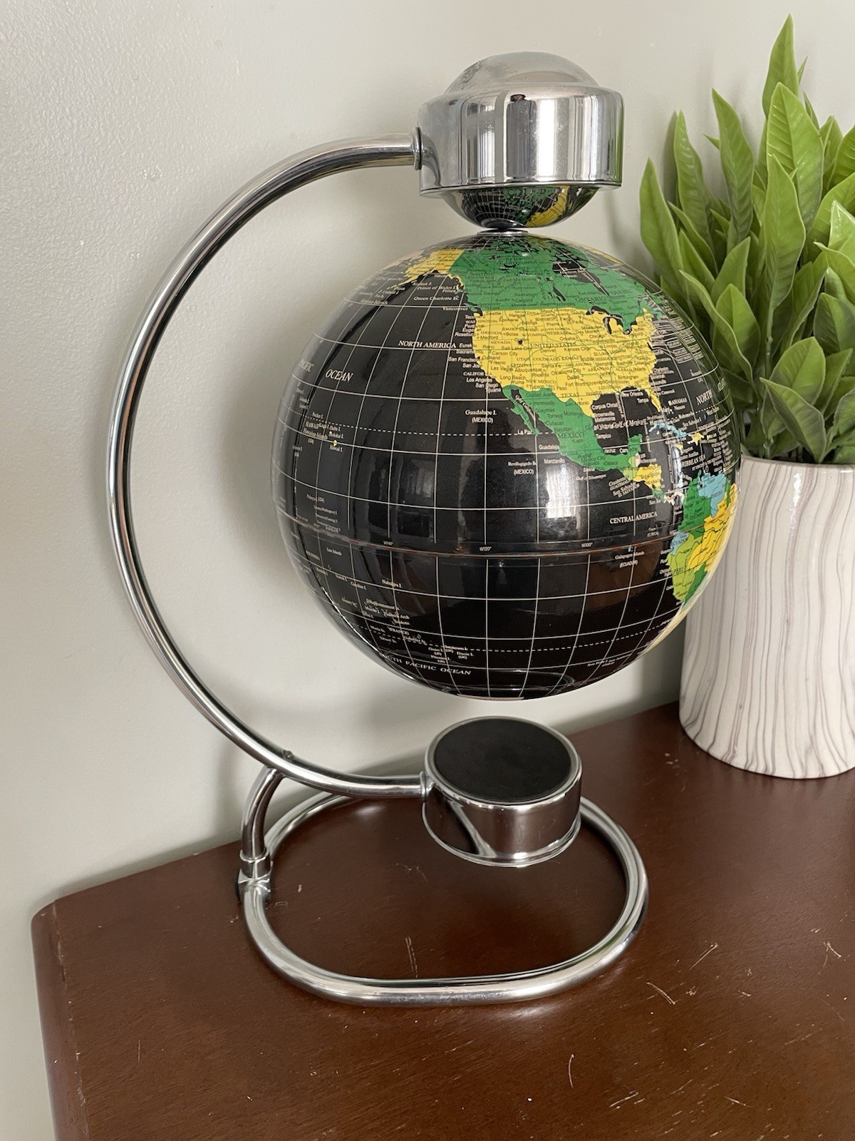 Levitating Floating Magnetic Globe Black Chrome World Spinning MCM