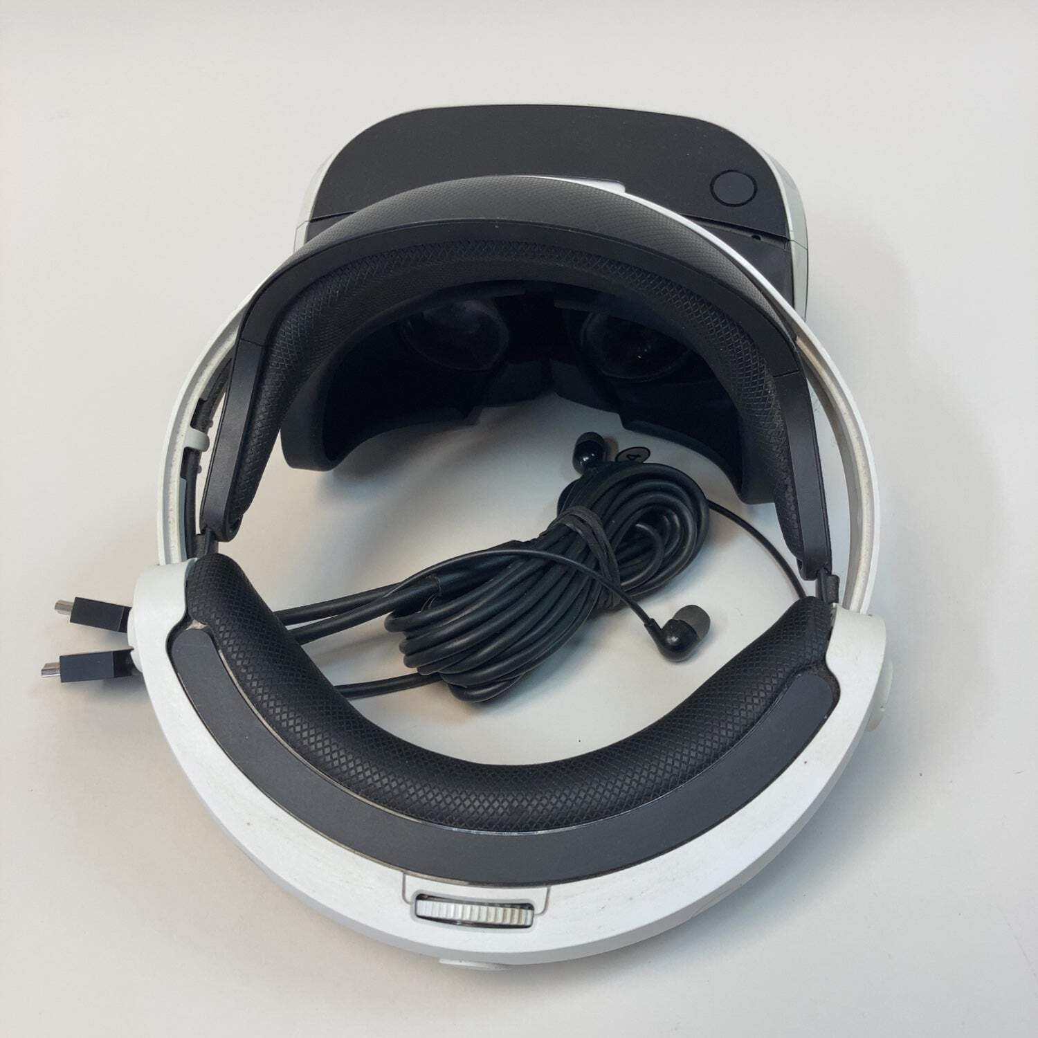 Sony PlayStation VR Virtual Reality VR Headset White CUH-ZVR2