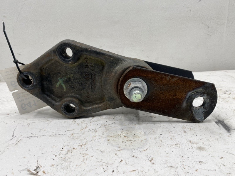 Freightliner MT55 Suspension Bracket A1617170000 (641-12683)