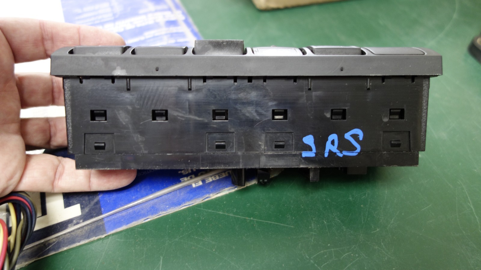 4057689C4 International Navistar 5 Rocker Switch Panel