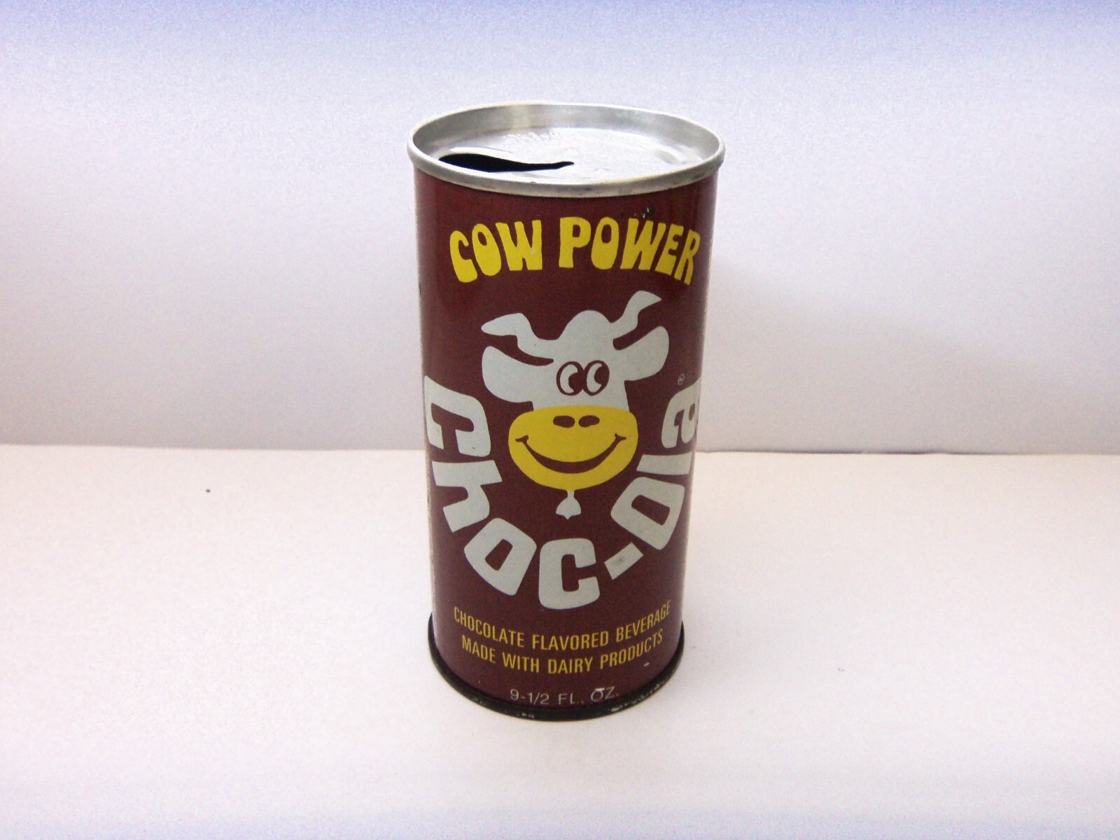 CHOC-OLA  "COW POWER"  VINTAGE 9 1/2 OZ   STEEL CAN   INDIANAPOLIS, INDIANA