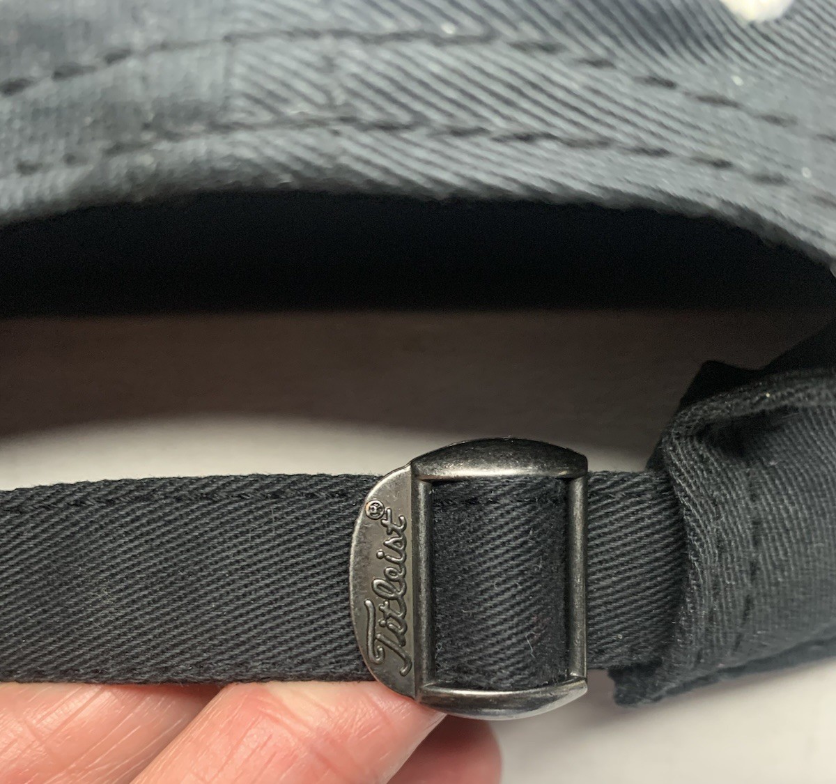 Titleist Hat Cap Golf Black Adjustable Lightweight Canvas Unisex