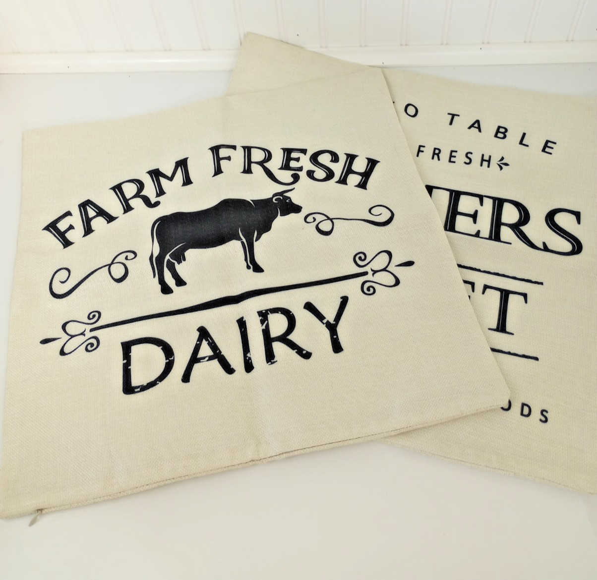 Farmhouse Throw Pillow Covers 18 x 18 Set of 2 Tan Black Shams Market Dairy NWOT