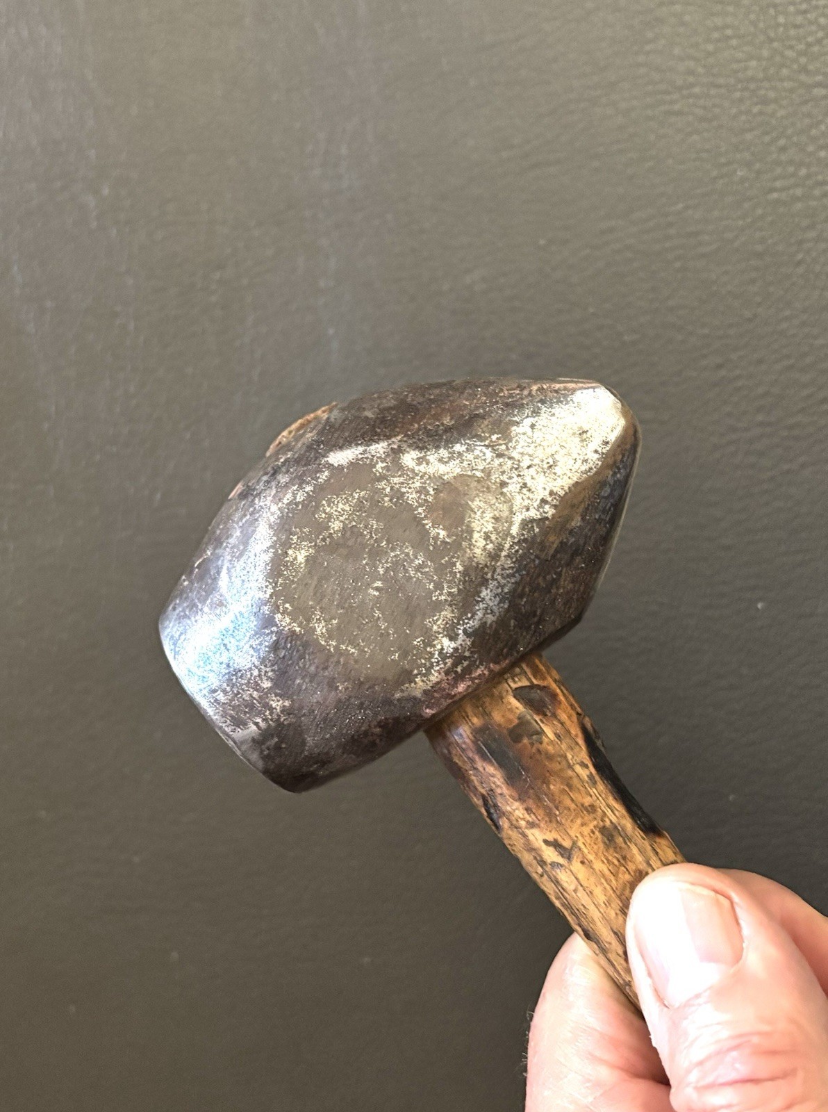 2.3 lb. UNMARKED FARRIER'S CAT HEAD TURNING HAMMER-BLACKSMITH