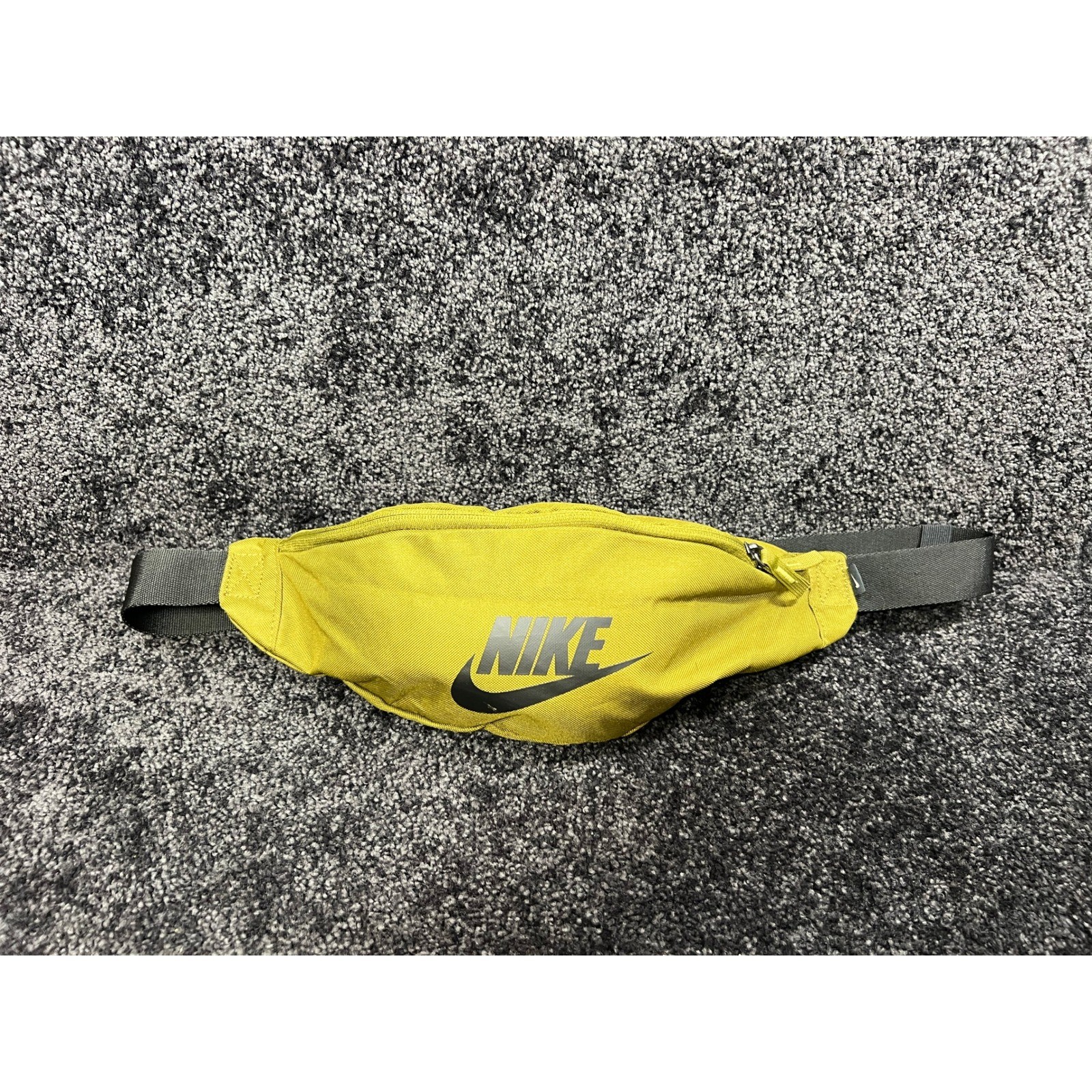 Nike Fanny Pack Waist Pack Green Sling Bag Belt Bag Running Gym