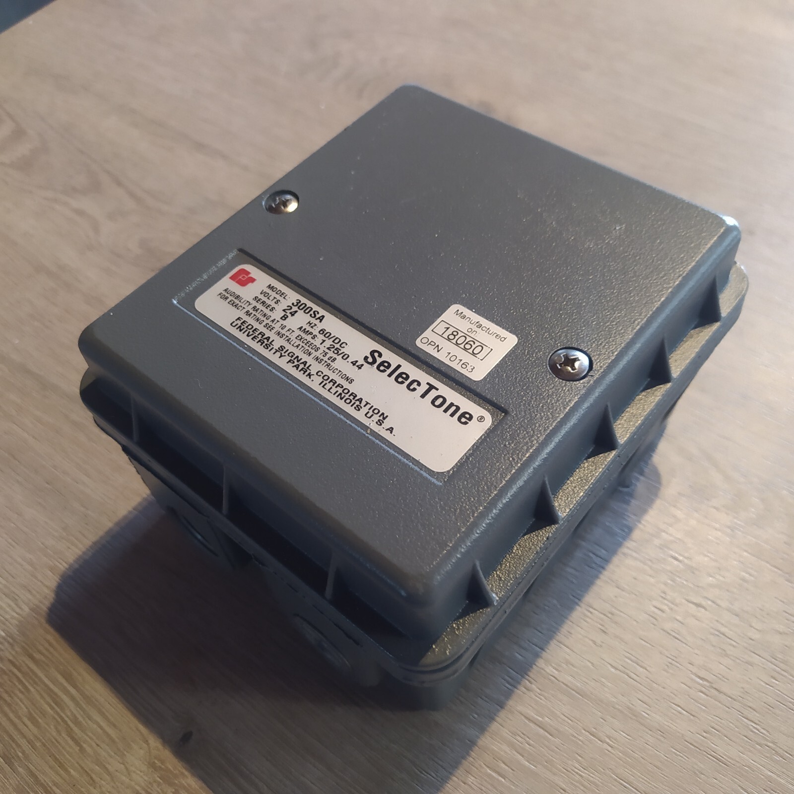 FEDERAL SIGNAL SELECTONE 300SA [NEW]